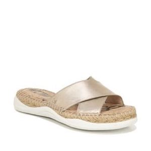 Sam Edelman gold Jen sandal like new!